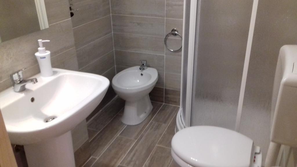 קאסטלסארדו B&B Via Dei Mille מראה חיצוני תמונה